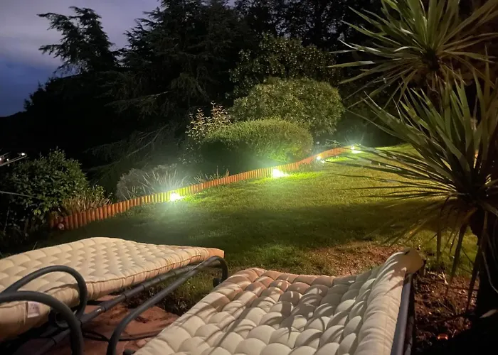 Domaine Des Tuilieres Avec Jacuzzi