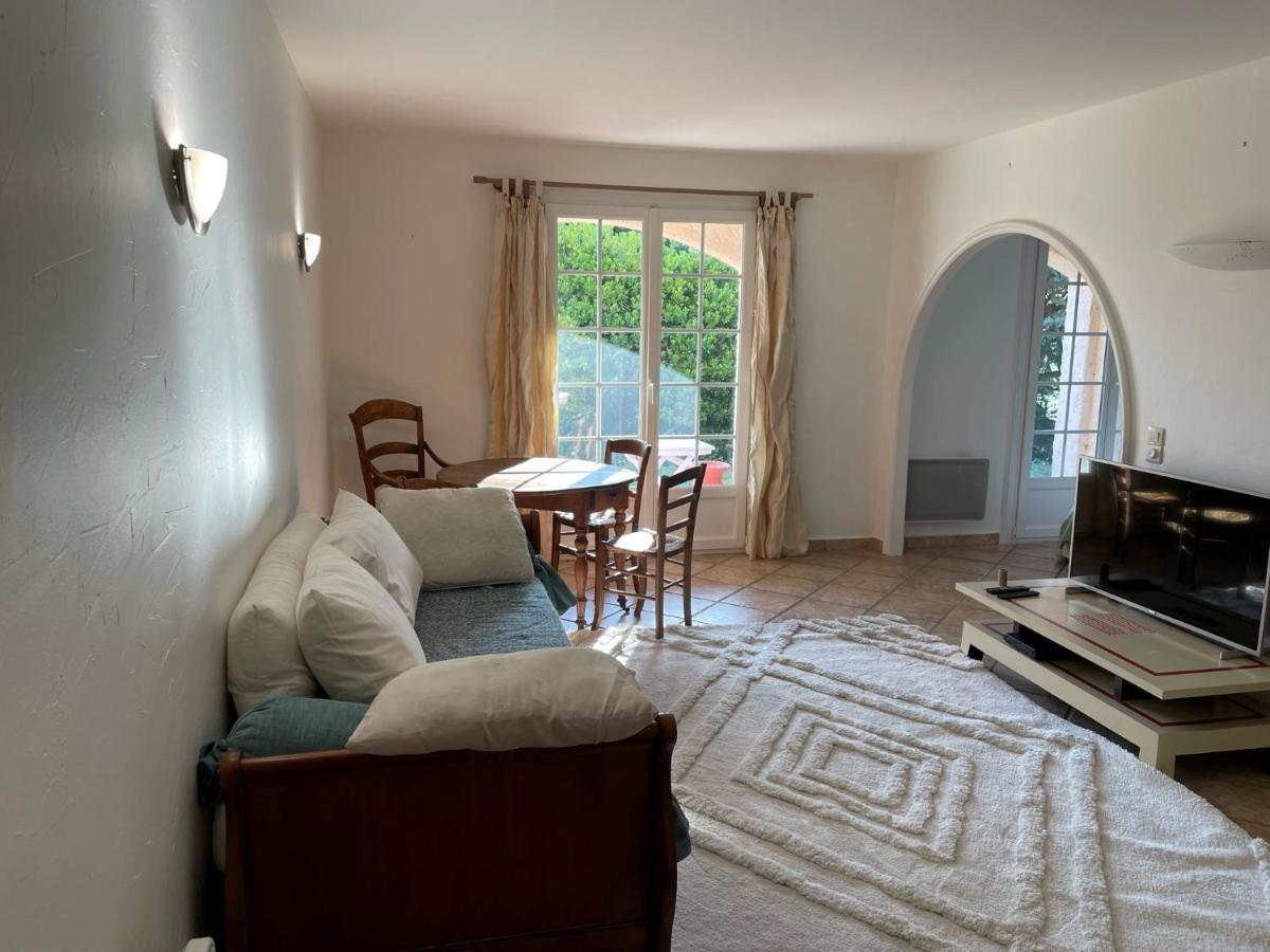 Domaine Des Tuilieres Avec Jacuzzi Apartment